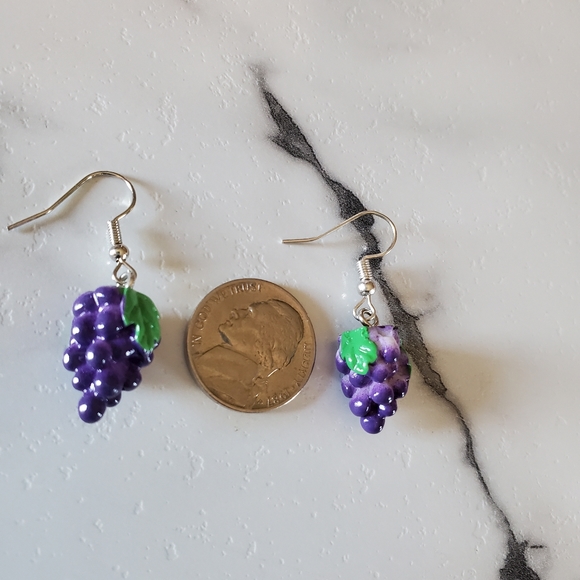 Bunch of Purple Grapes Earrings - Picture 6 of 9